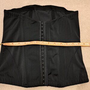 Belly Bandit Mother Tucker Waist Cincher